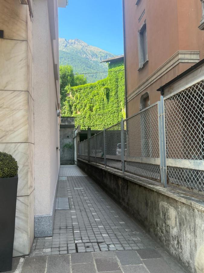 Da Emma E Carlo - Homy Apt. Tirano Zewnętrze zdjęcie